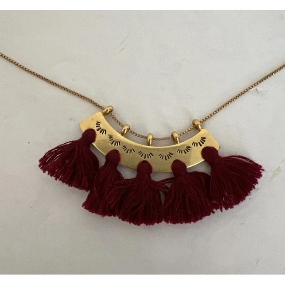 Madewell Supernova‎ Wine Colored Tassel Statement Necklace Adjustable OLD STOCK - Picture 2 of 4